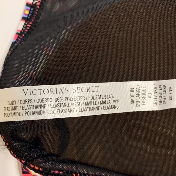 Victoria’s Secret Sport Strappy Sports Bra - Picture 7 of 8